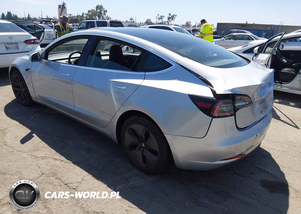 2018 Tesla Model 3 Long Range-Performance VIN:5YJ3E1EB4JF093350 - 3