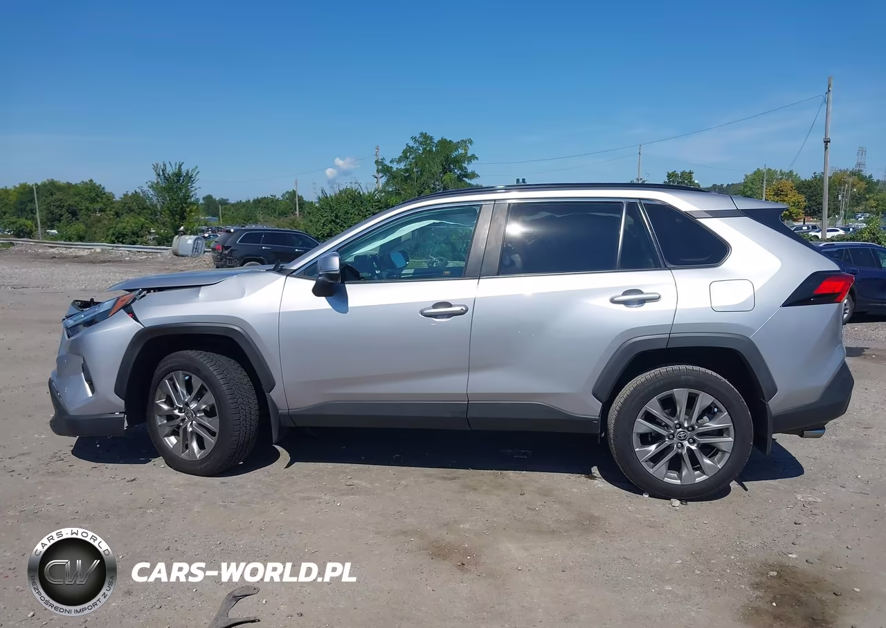 2023 Toyota Rav4 Xle Premium VIN:2T3A1RFV5PC392098 - 13