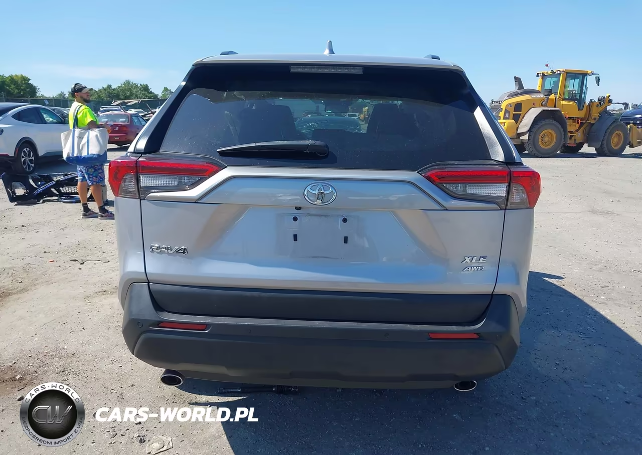 2023 Toyota Rav4 Xle Premium VIN:2T3A1RFV5PC392098 - 15