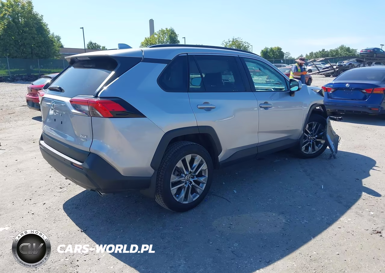 2023 Toyota Rav4 Xle Premium VIN:2T3A1RFV5PC392098 - 4