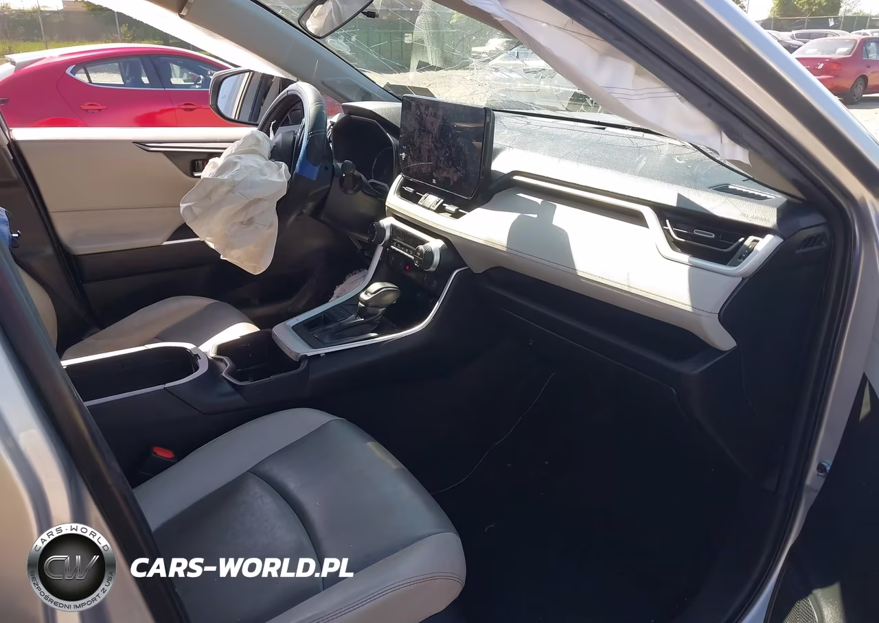 2023 Toyota Rav4 Xle Premium VIN:2T3A1RFV5PC392098 - 5