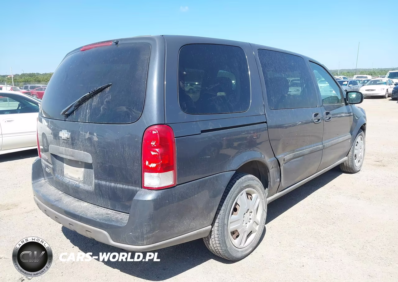 2008 Chevrolet Uplander Ls VIN:1GNDV23W18D111666 - 4