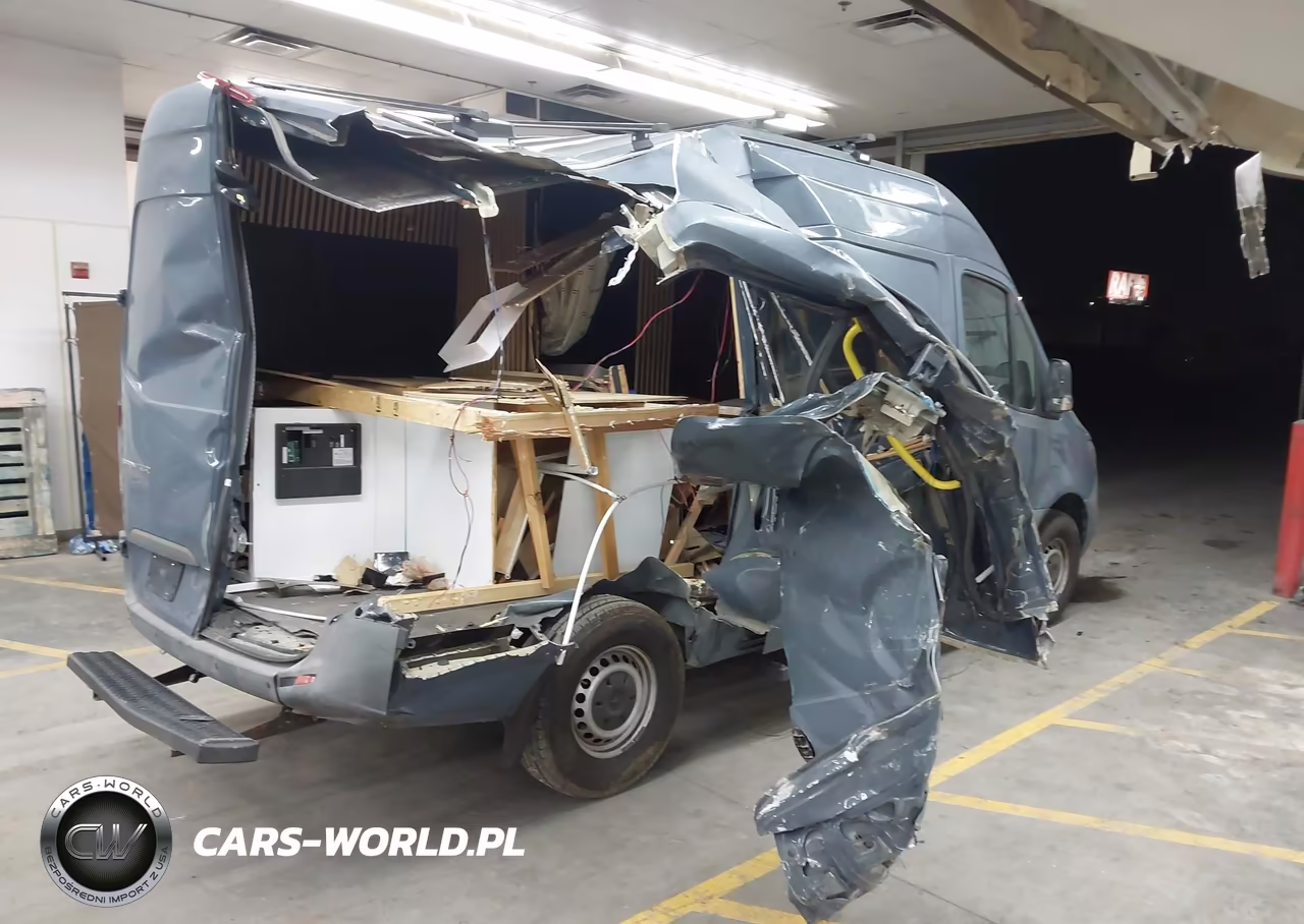 2019 Mercedes-Benz Sprinter 2500 High Roof V6 VIN:WD4PF0CD3KP098551 - 4