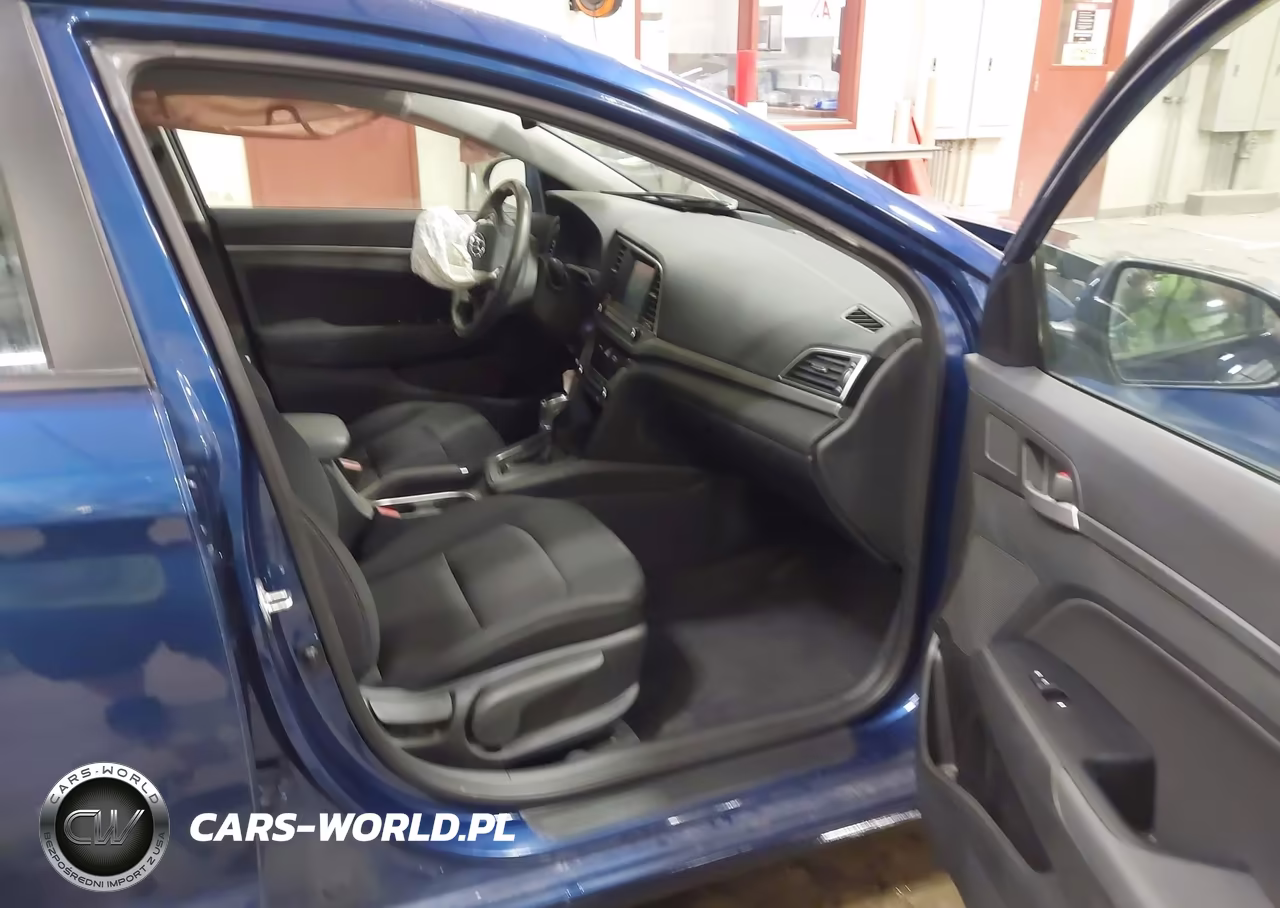2017 Hyundai Elantra Value Edition VIN:5NPD84LF6HH194517 - 5