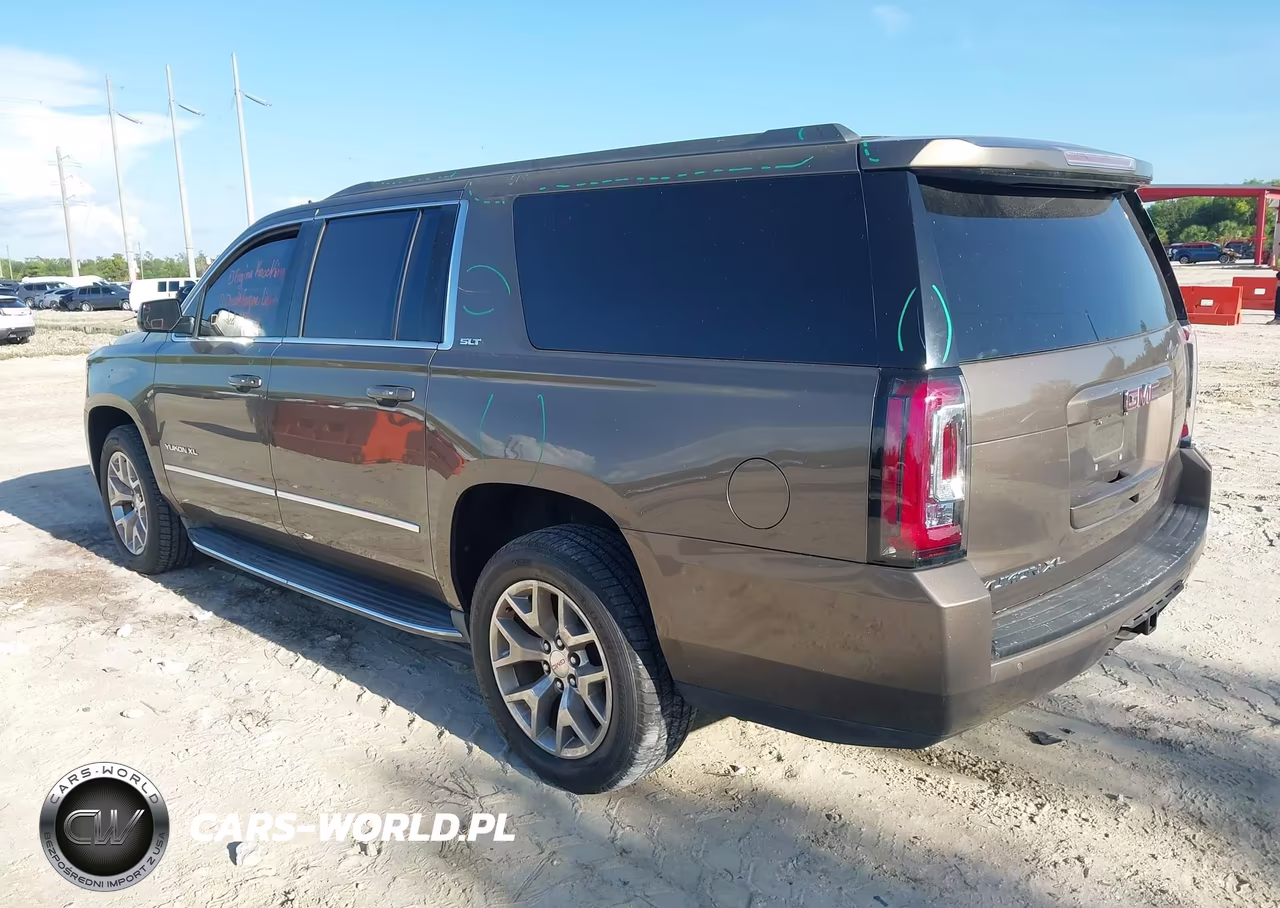 2015 GMC Yukon Xl 1500 Slt VIN:1GKS2HKCXFR602518 - 3