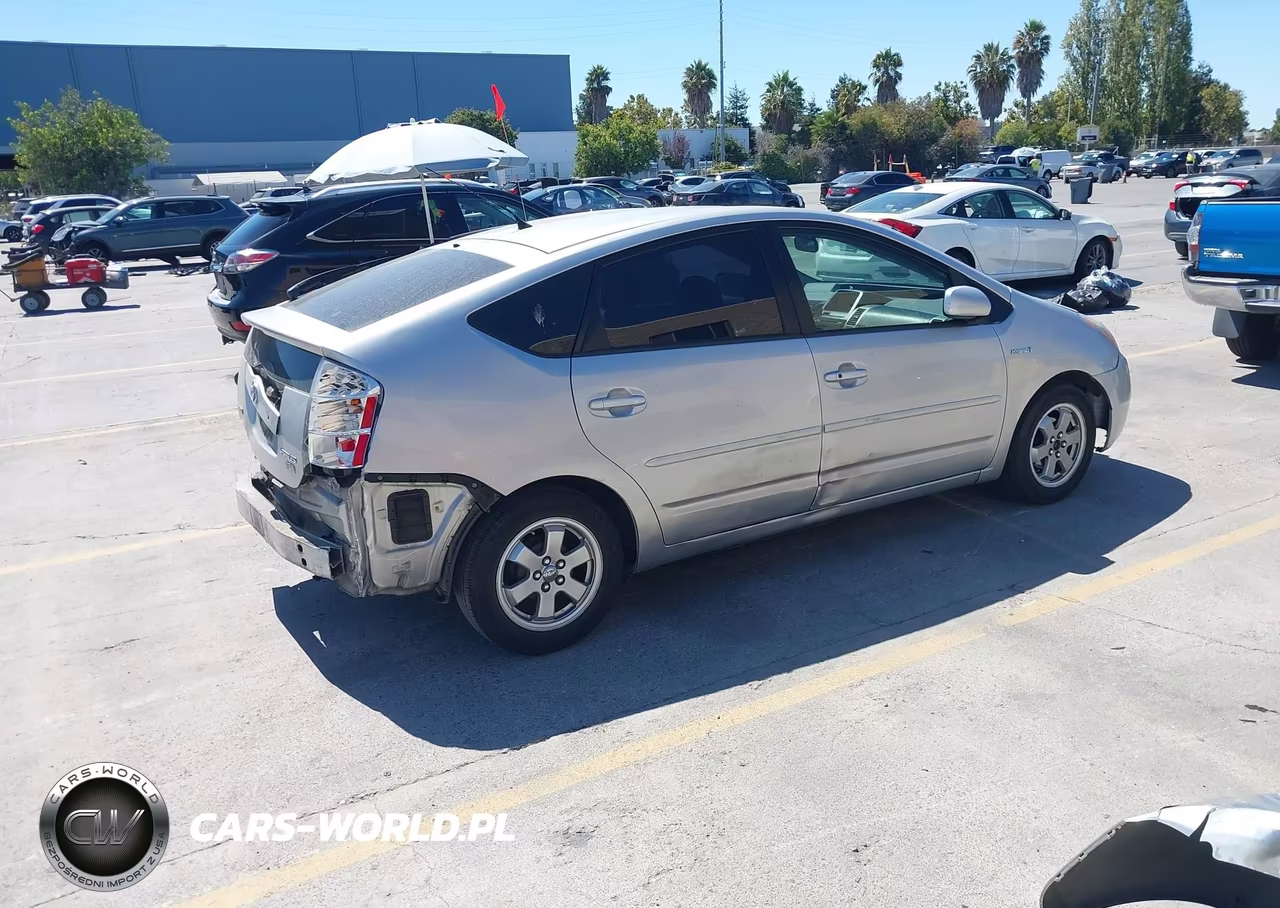 2009 Toyota Prius VIN:JTDKB20U193514985 - 4