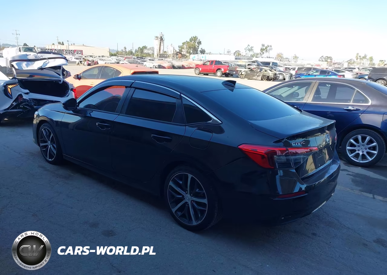 2022 Honda Civic Touring VIN:2HGFE1F97NH300761 - 3