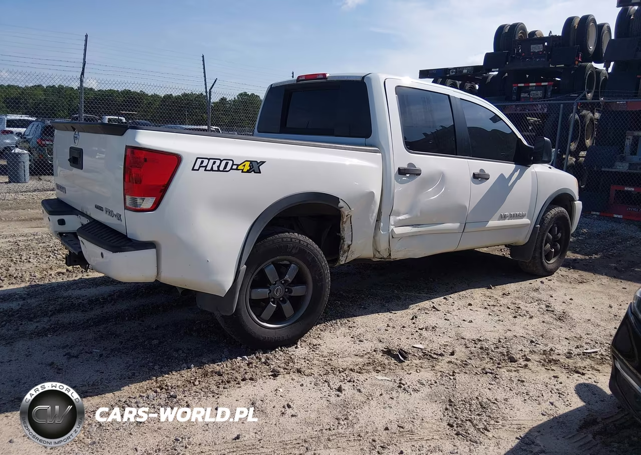 2013 Nissan Titan Pro-4X VIN:1N6BA0EC0DN310597 - 4