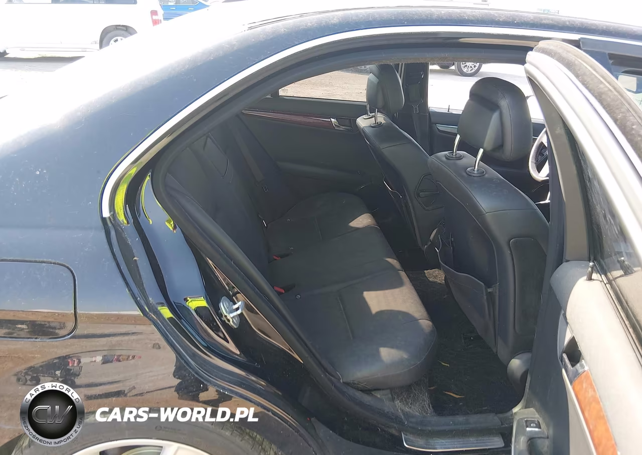 2010 Mercedes-Benz C 300 Luxury-Sport VIN:WDDGF5EB6AR119680 - 8