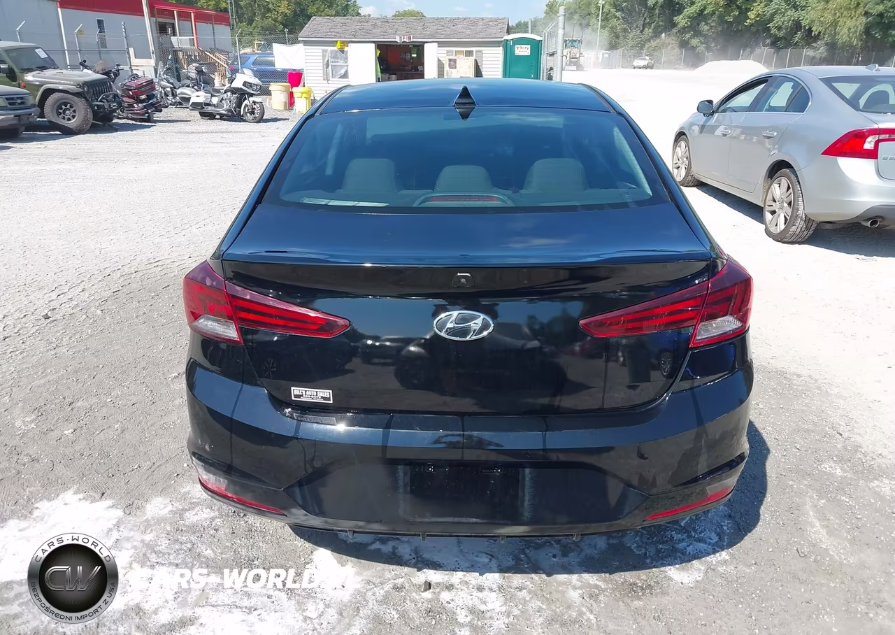 2020 Hyundai Elantra Sel VIN:5NPD84LF3LH541794 - 16
