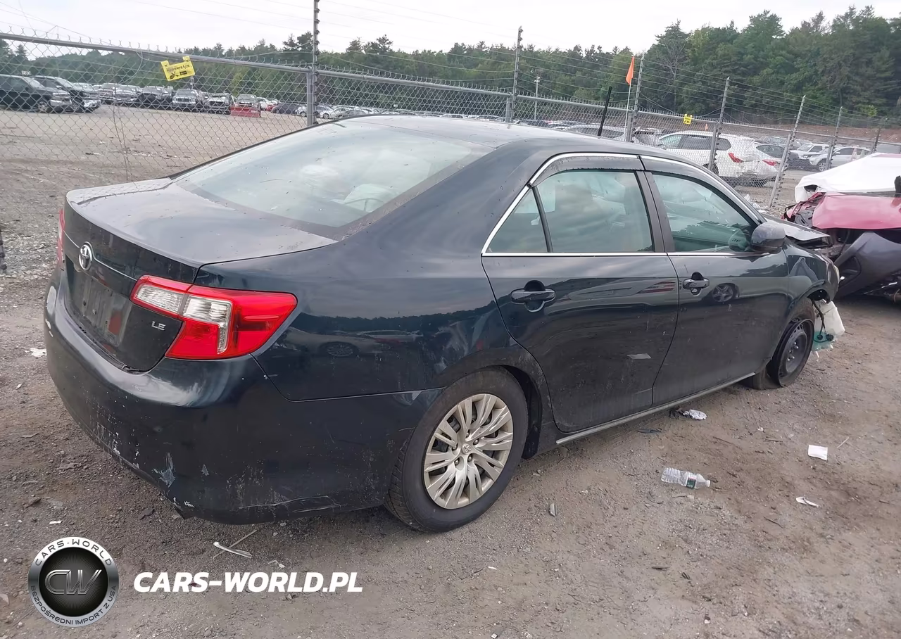 2014 Toyota Camry Le VIN:4T4BF1FK3ER386016 - 4