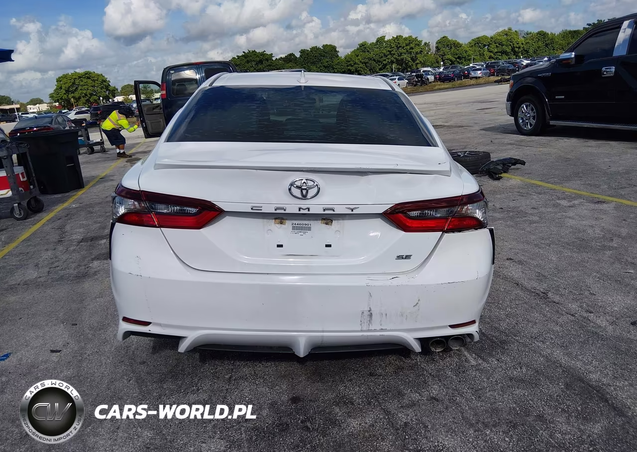 2021 Toyota Camry Se VIN:4T1G11AK9MU566878 - 17