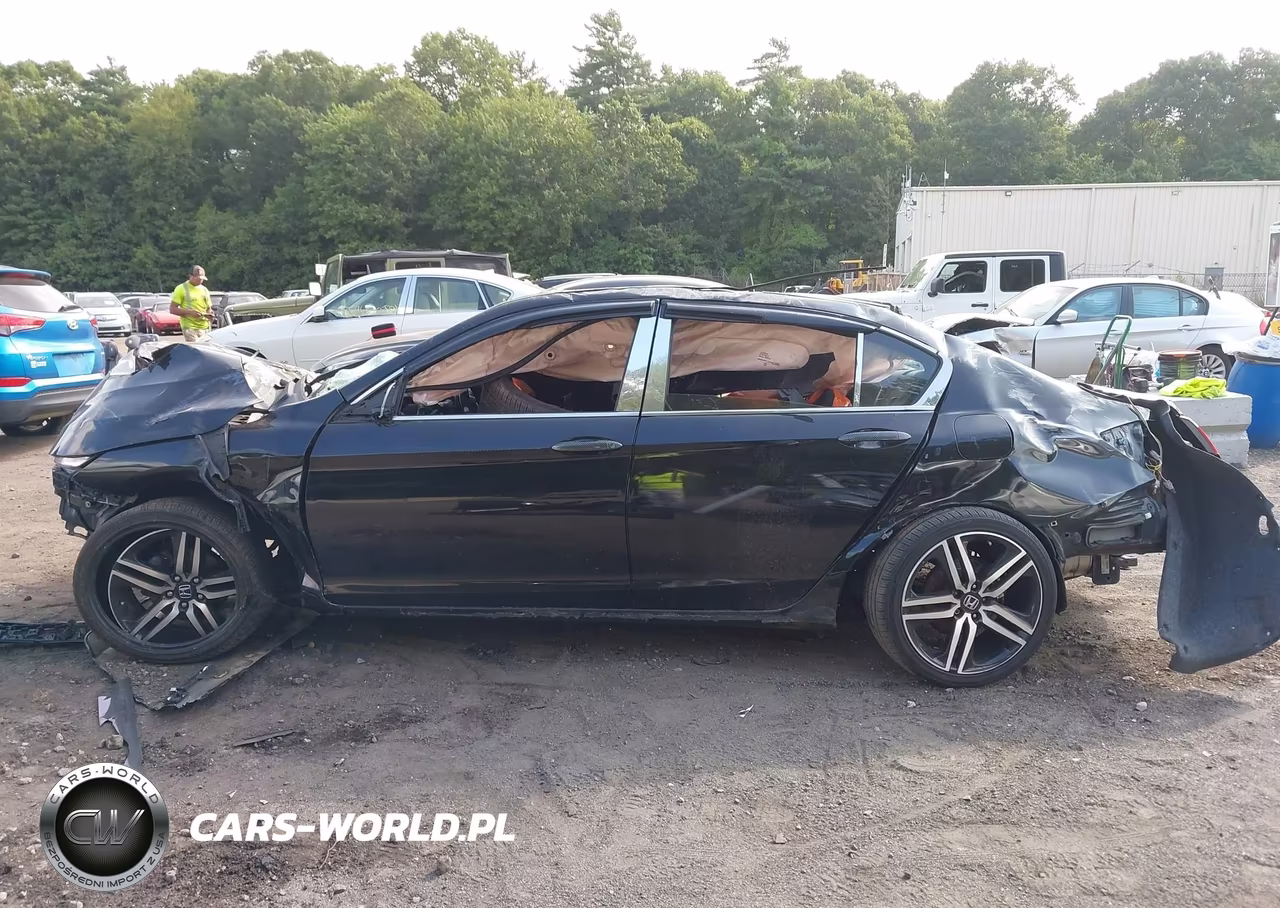 2014 Honda Accord Sport VIN:1HGCR2F53EA072556 - 14