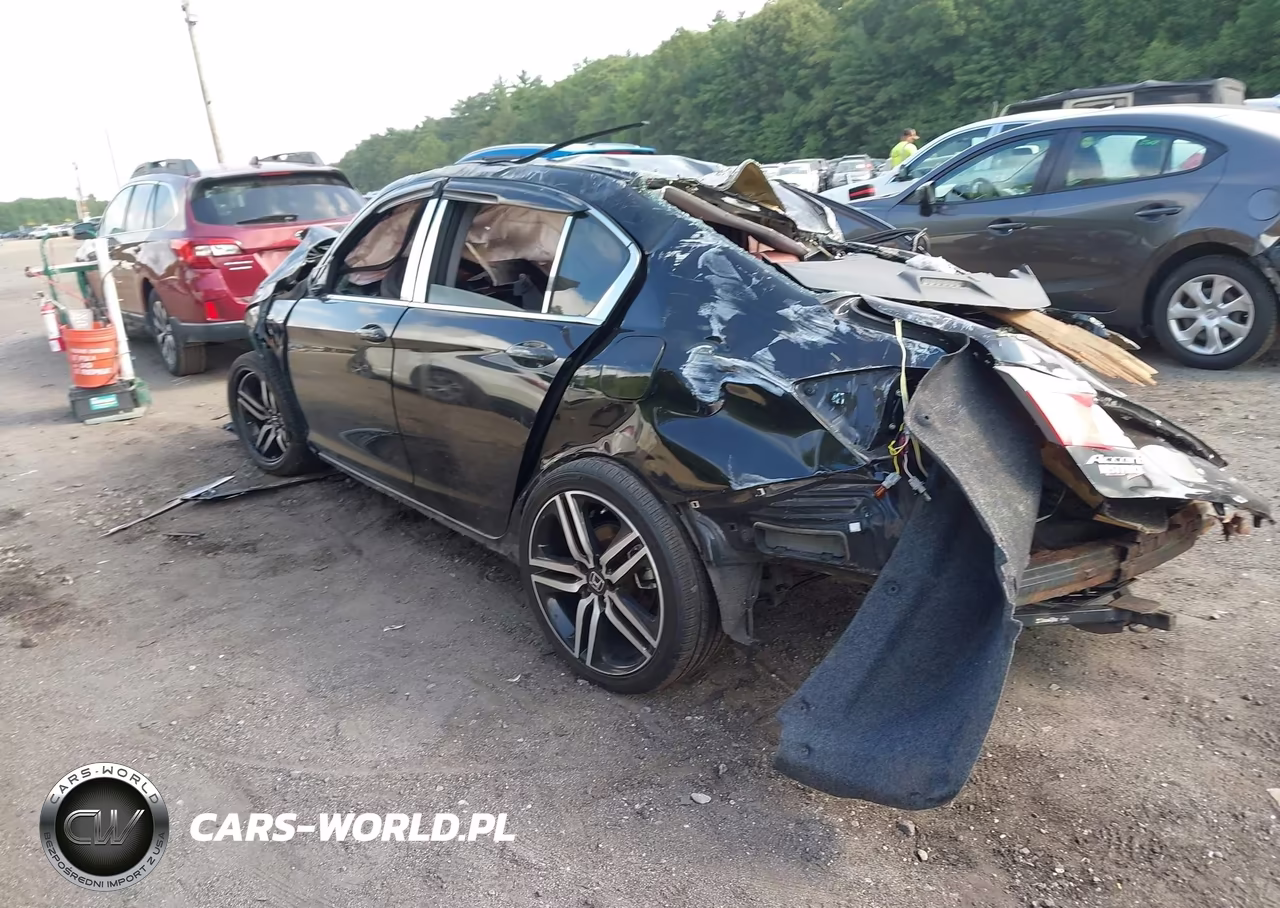 2014 Honda Accord Sport VIN:1HGCR2F53EA072556 - 3