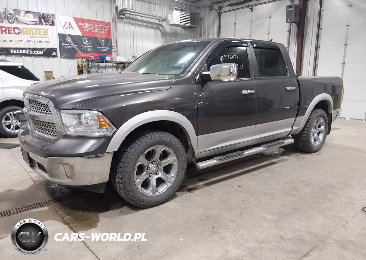 2016 Ram 1500 Laramie VIN:1C6RR7NT3GS232719 - 2