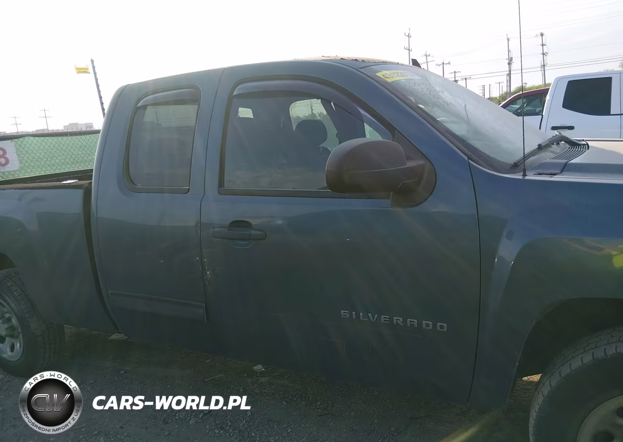 2011 Chevrolet Silverado 1500 Ls VIN:1GCRCREA5BZ419304 - 13