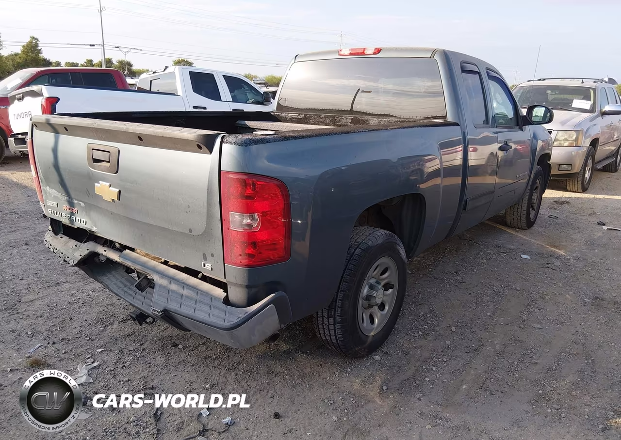 2011 Chevrolet Silverado 1500 Ls VIN:1GCRCREA5BZ419304 - 4