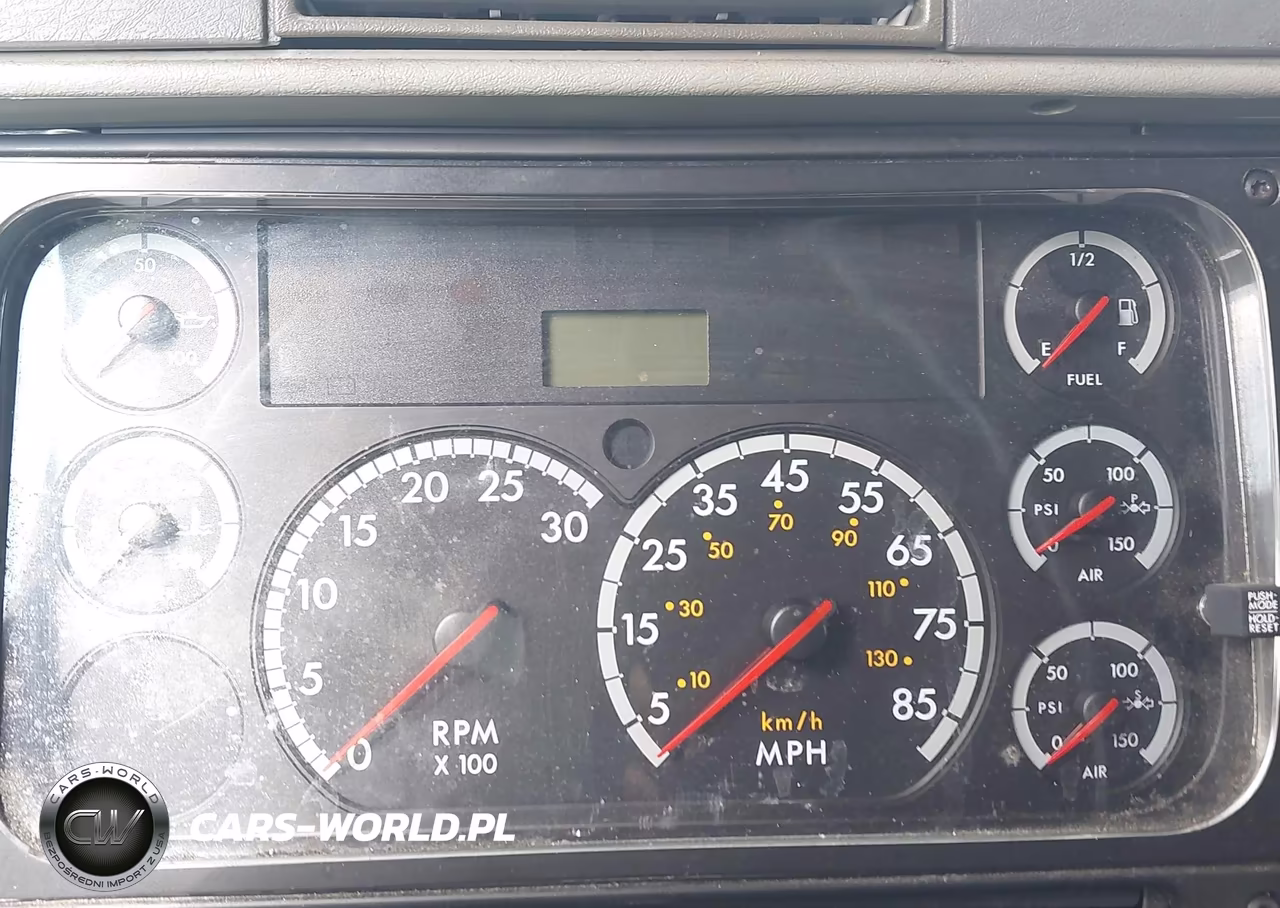 2009 Freightliner Columbia 112 VIN:1FUBF0CV29DAG1426 - 5