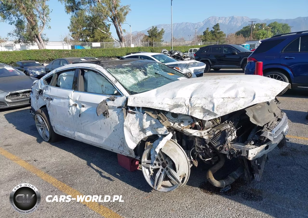 2019 Audi A5 45 Premium VIN:WAUENCF5XKA022108 - 1