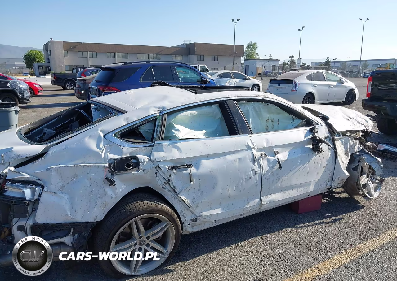 2019 Audi A5 45 Premium VIN:WAUENCF5XKA022108 - 11