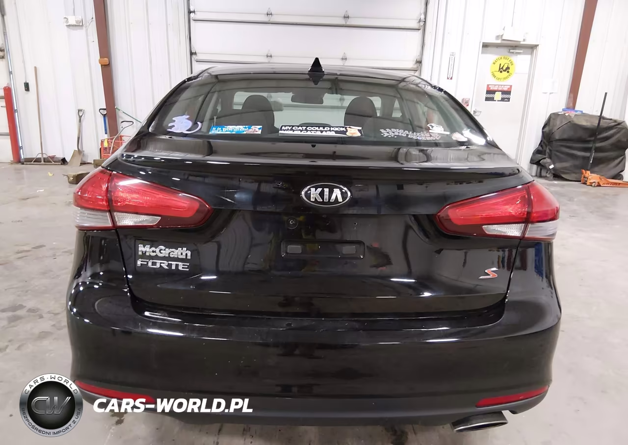 2018 Kia Forte S VIN:3KPFL4A74JE213286 - 18
