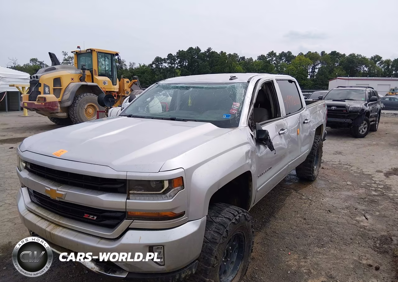 2018 Chevrolet Silverado 1500 2Lt VIN:3GCUKREC9JG118211 - 6