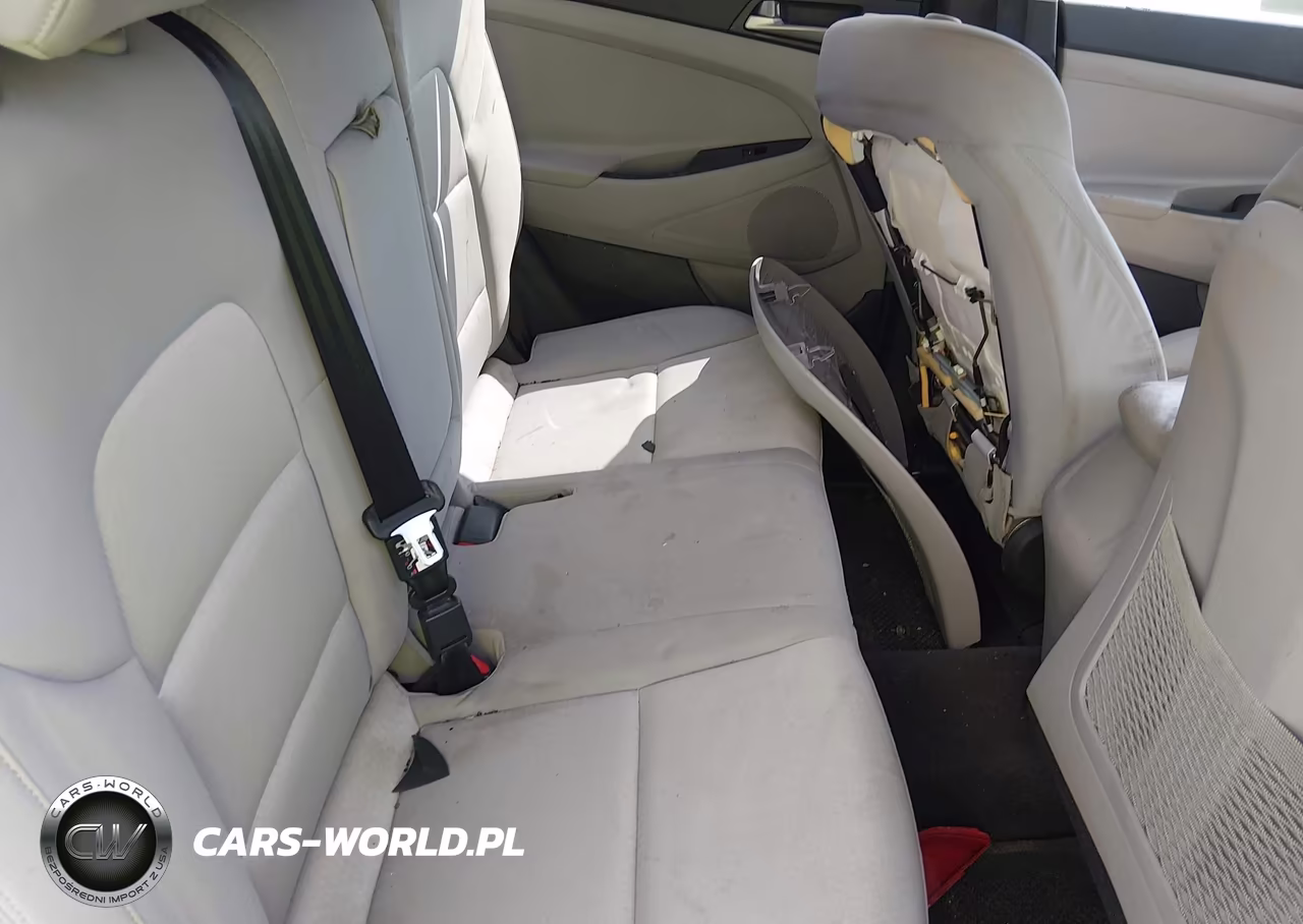 2017 Hyundai Tucson Se VIN:KM8J3CA44HU398487 - 8