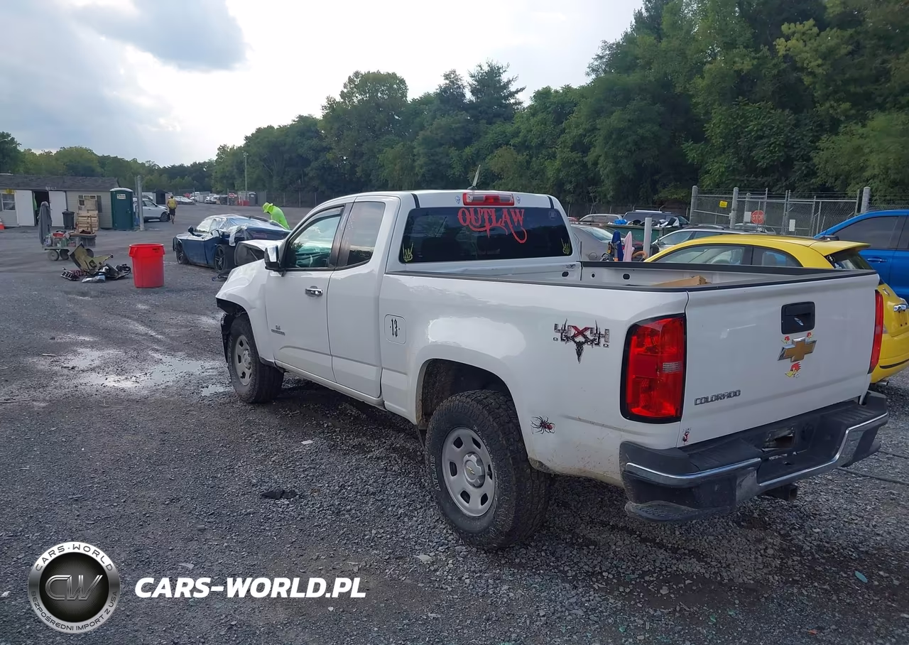 2019 Chevrolet Colorado Wt VIN:1GCHSBEA4K1304987 - 3