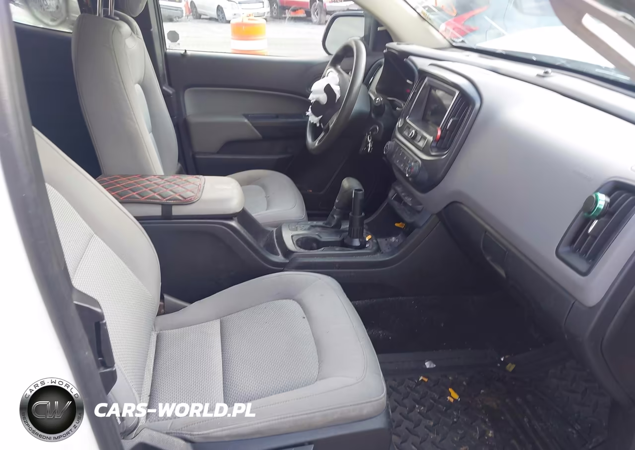 2019 Chevrolet Colorado Wt VIN:1GCHSBEA4K1304987 - 5