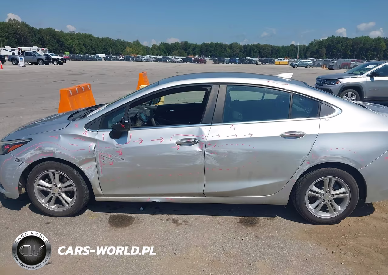 2017 Chevrolet Cruze Lt Auto VIN:1G1BE5SM5H7183690 - 14