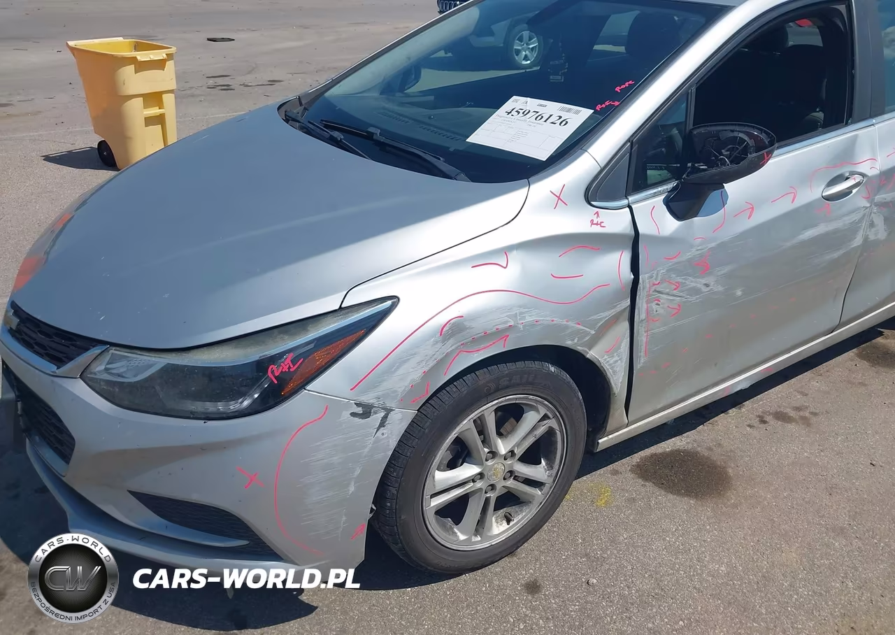 2017 Chevrolet Cruze Lt Auto VIN:1G1BE5SM5H7183690 - 6
