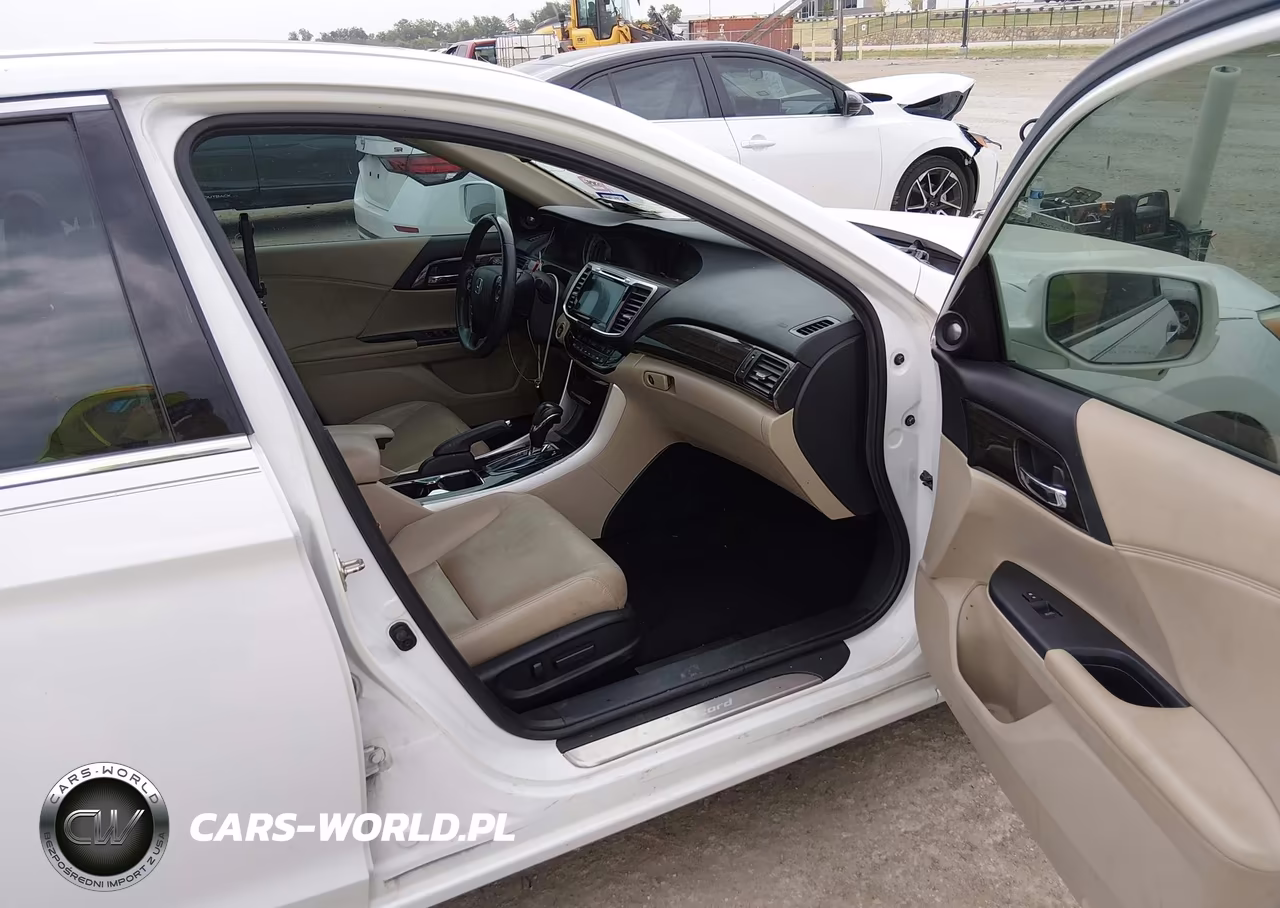 2016 Honda Accord Ex-L V-6 VIN:1HGCR3F82GA020628 - 5