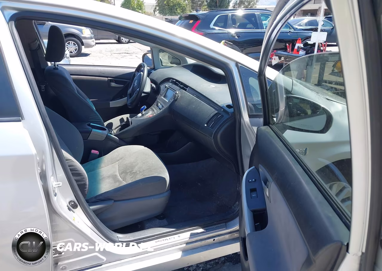 2012 Toyota Prius Plug-In VIN:JTDKN3DP1C3023003 - 5