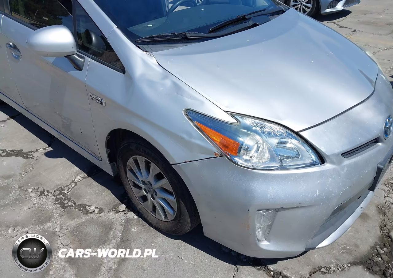 2012 Toyota Prius Plug-In VIN:JTDKN3DP1C3023003 - 6