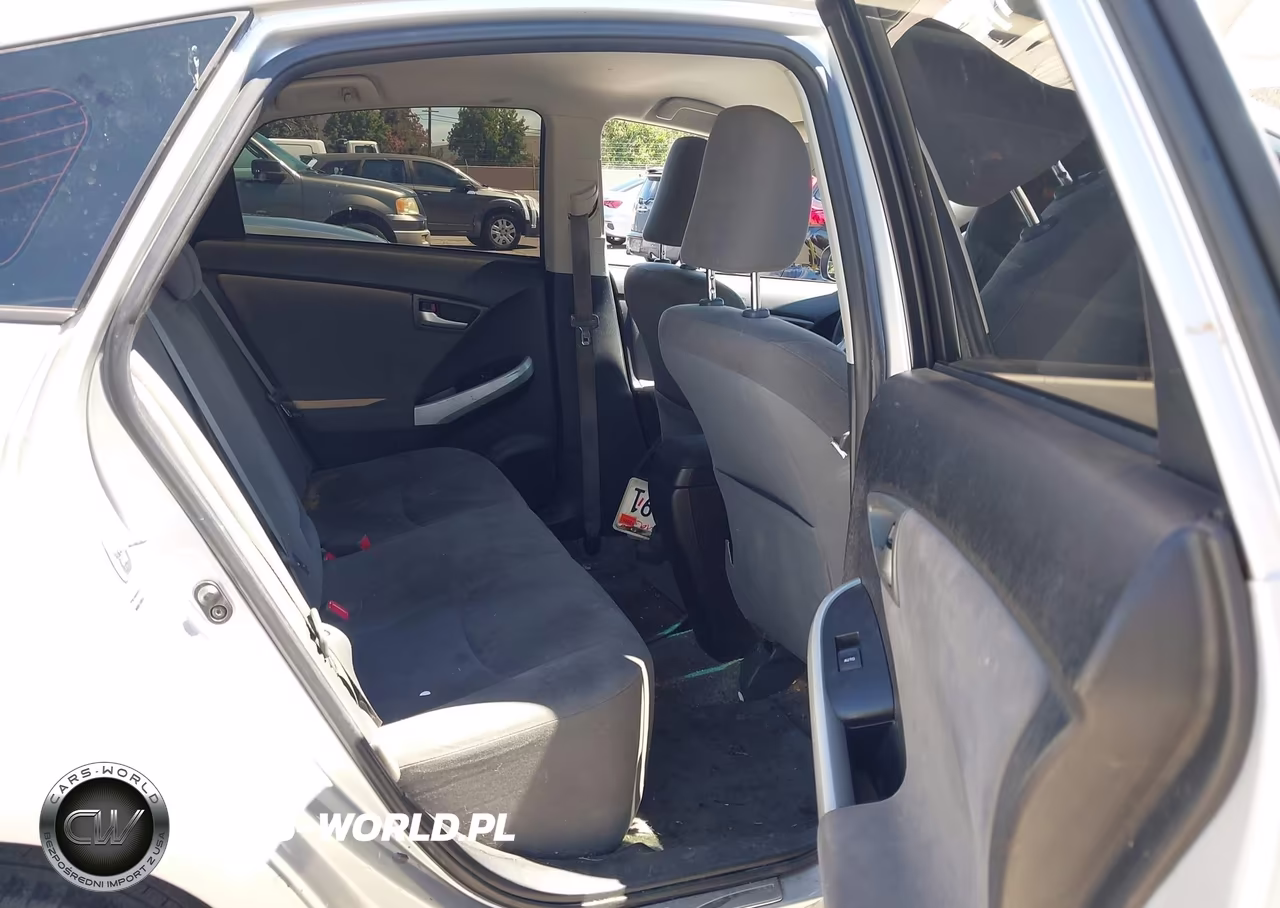 2012 Toyota Prius Plug-In VIN:JTDKN3DP1C3023003 - 8