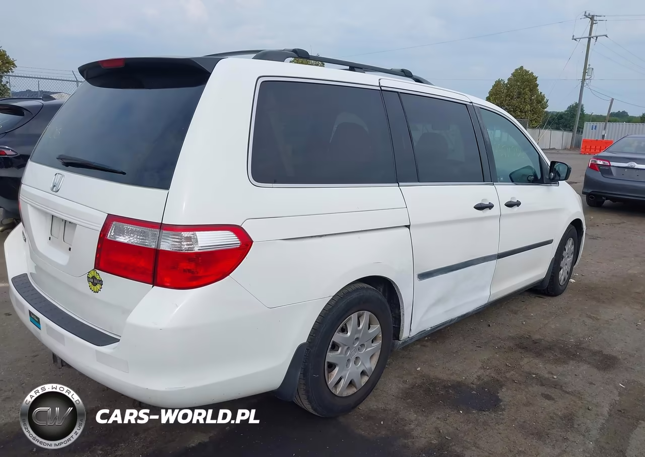 2007 Honda Odyssey Lx VIN:5FNRL38277B135882 - 4