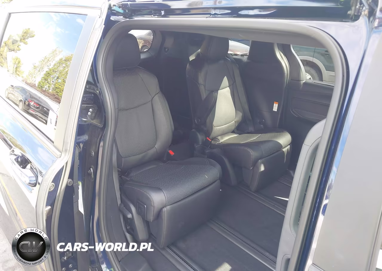 2025 Toyota Sienna Platinum VIN:5TDESKFC4SS192939 - 8