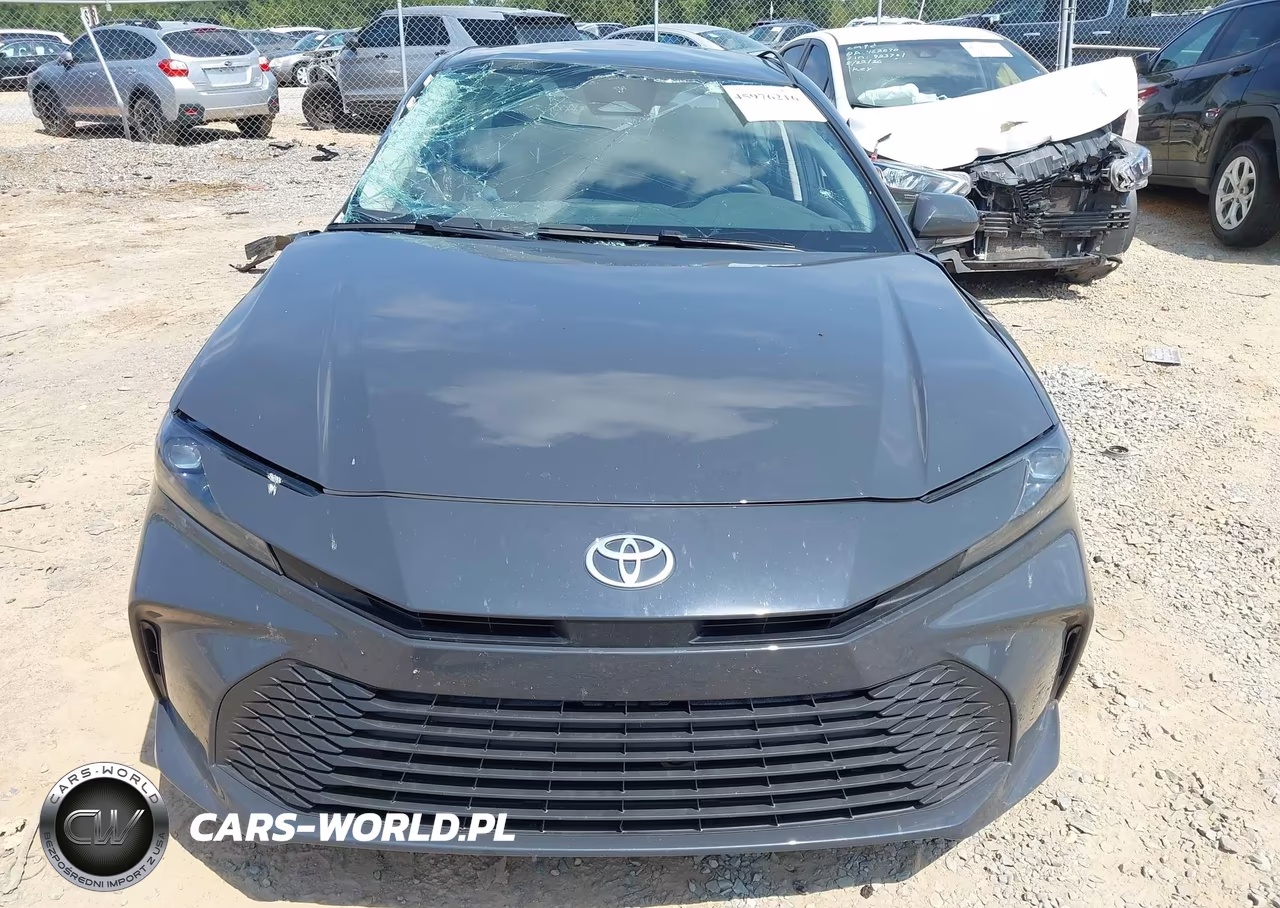 2026 Toyota Camry Le VIN:4T1DAACK4TU710190 - 12