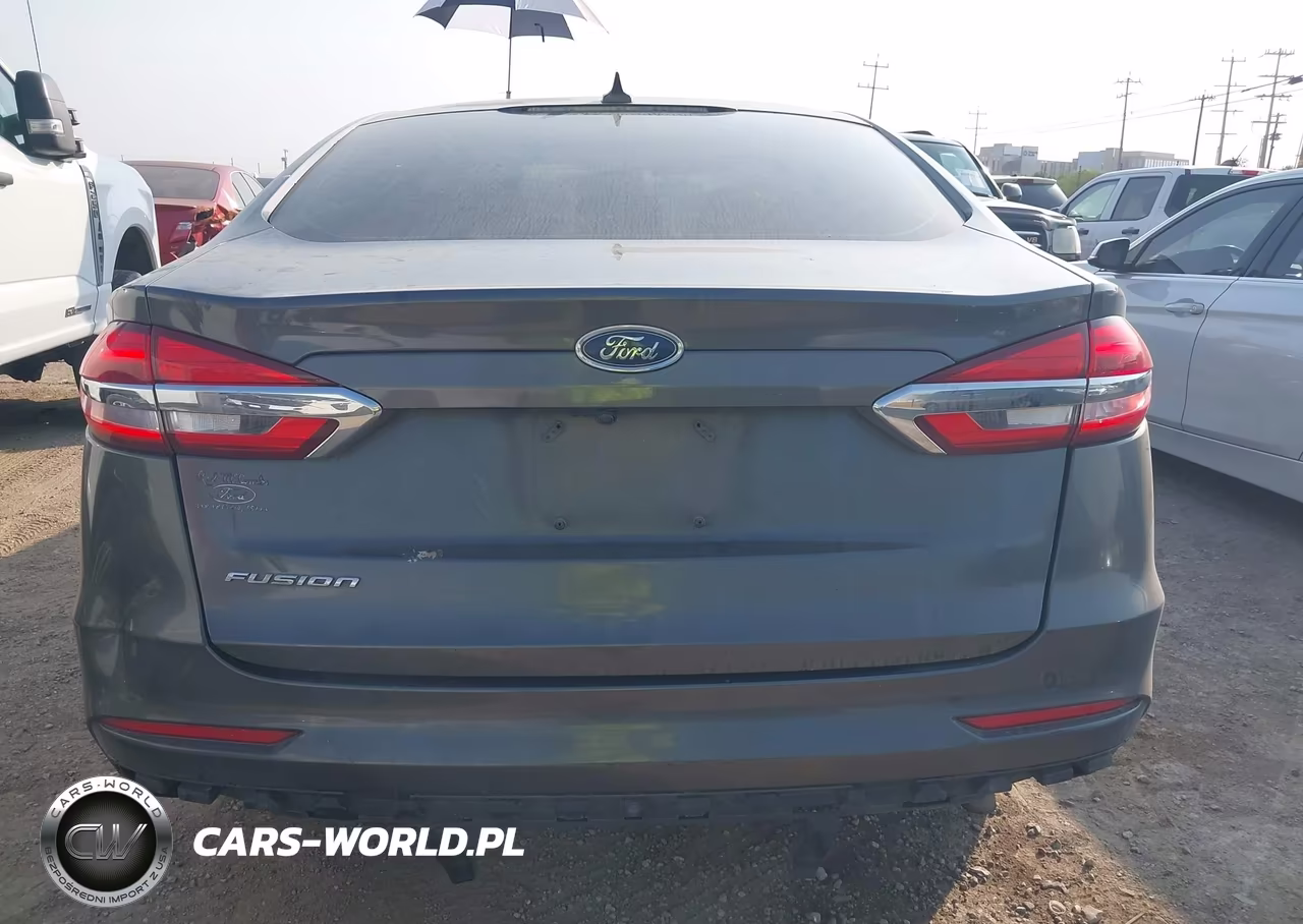 2020 Ford Fusion S VIN:3FA6P0G72LR125892 - 16