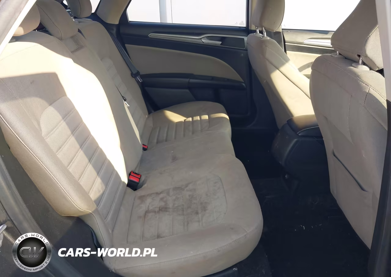 2020 Ford Fusion S VIN:3FA6P0G72LR125892 - 8