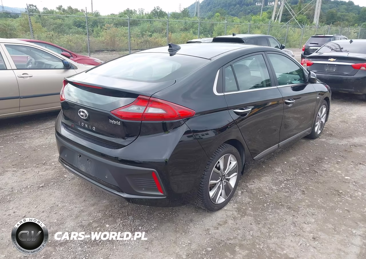 2017 Hyundai Ioniq Hybrid Limited VIN:KMHC05LC6HU031379 - 4
