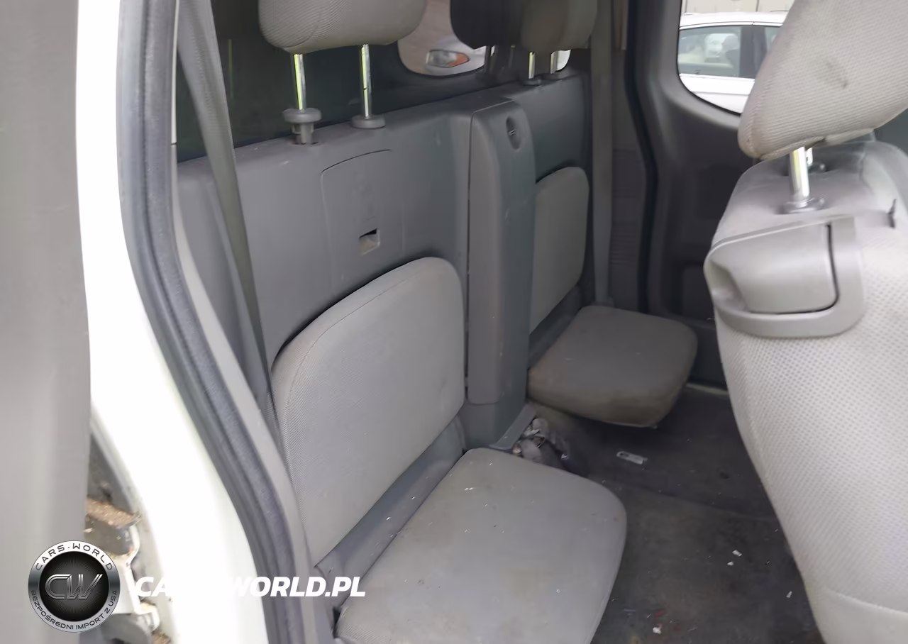 2010 Nissan Frontier Xe VIN:1N6BD0CTXAC415620 - 8