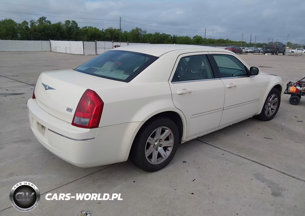 2006 Chrysler 300 Touring VIN:2C3KA53G96H224789 - 4