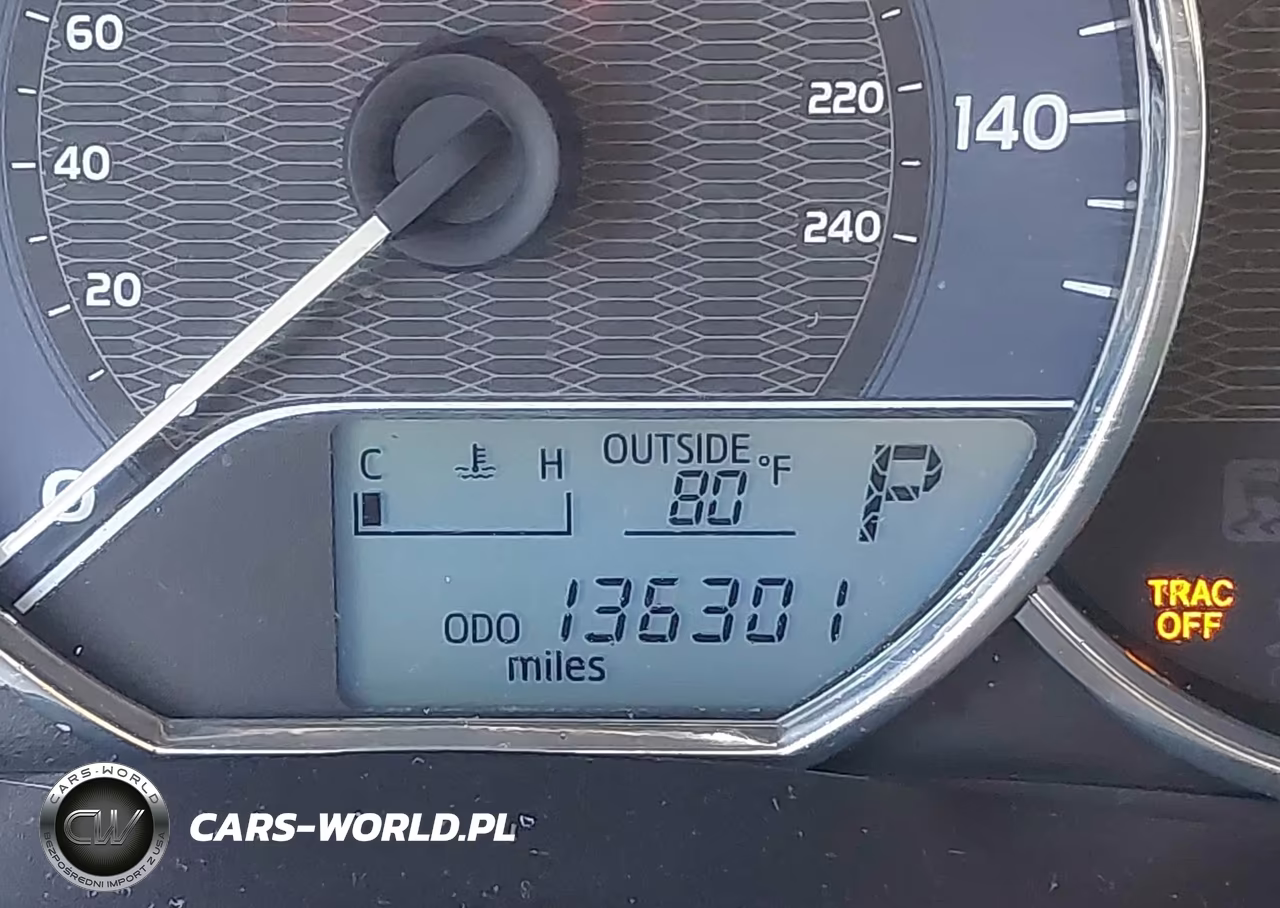 2015 Toyota Corolla Le Plus VIN:2T1BURHE1FC295027 - 15
