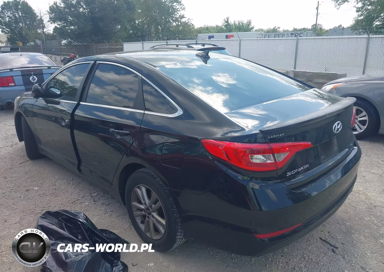 2015 Hyundai Sonata Se VIN:5NPE24AF4FH217119 - 3