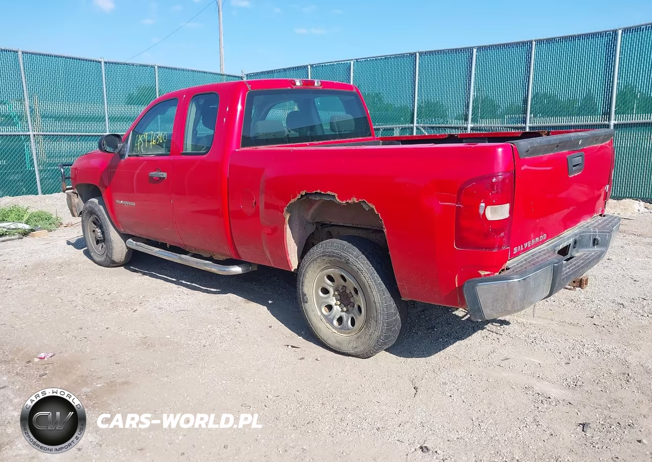 2010 Chevrolet Silverado 1500 Work Truck VIN:1GCSCPEX1AZ103164 - 3
