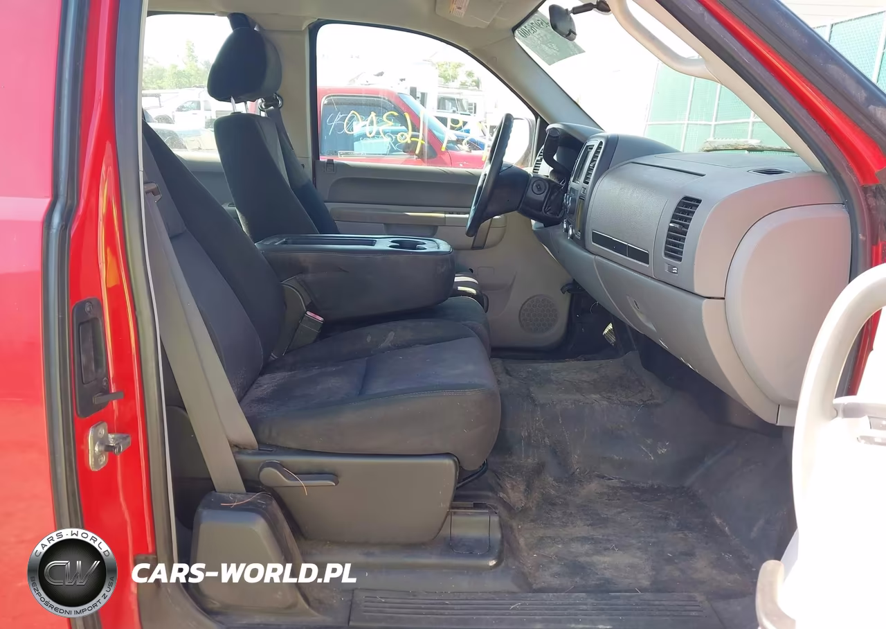 2010 Chevrolet Silverado 1500 Work Truck VIN:1GCSCPEX1AZ103164 - 5