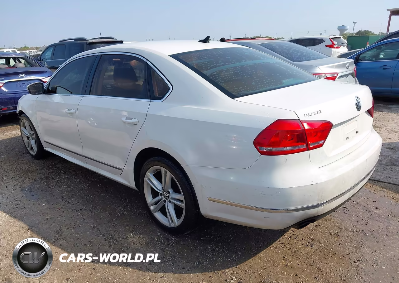 2015 Volkswagen Passat 1.8T Se VIN:1VWBS7A33FC044471 - 3