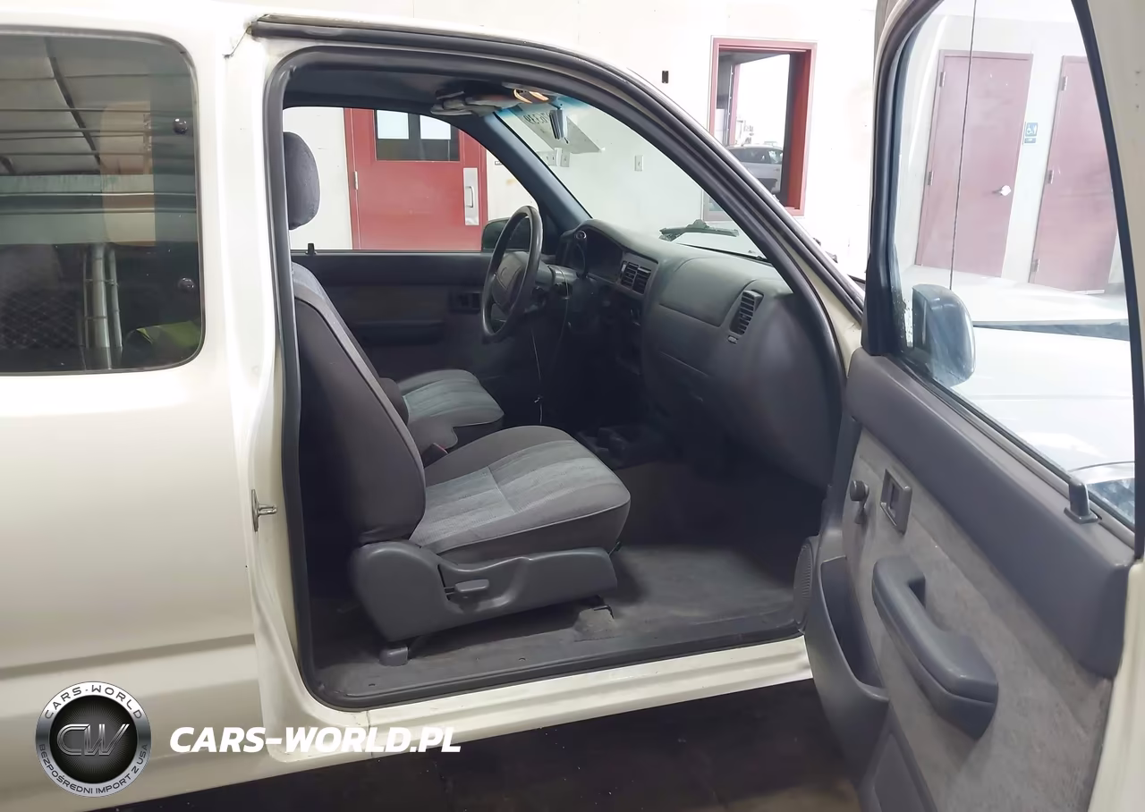 1998 Toyota Tacoma VIN:4TAVL52N1WZ079035 - 5