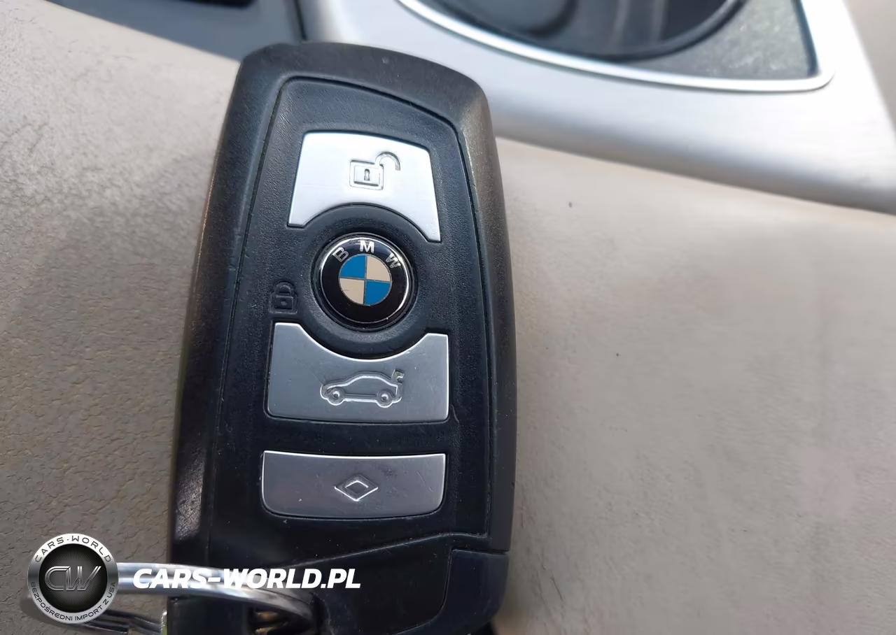 2011 BMW 550I VIN:WBAFR9C53BC271399 - 11